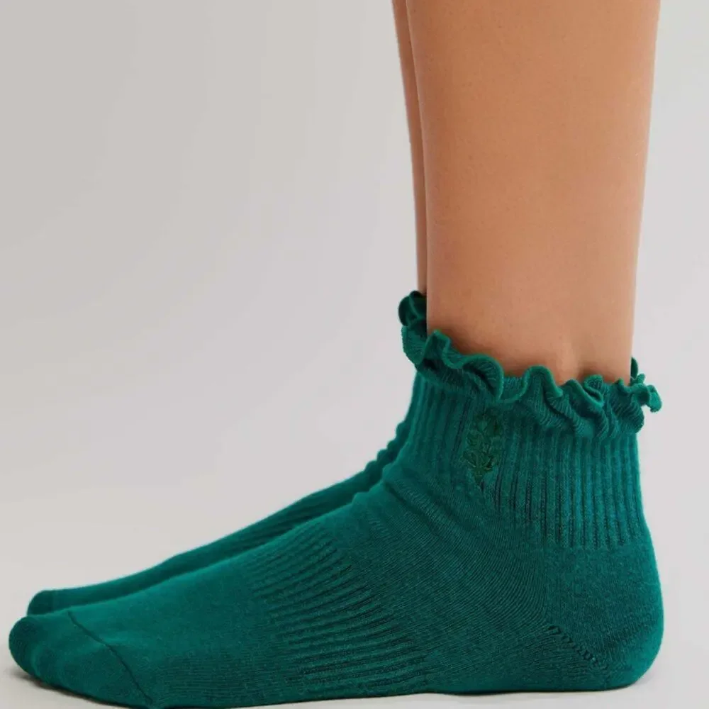 2 Pack Free People Movement Ruffle Sport Sock Green Ankle Lucky Honey